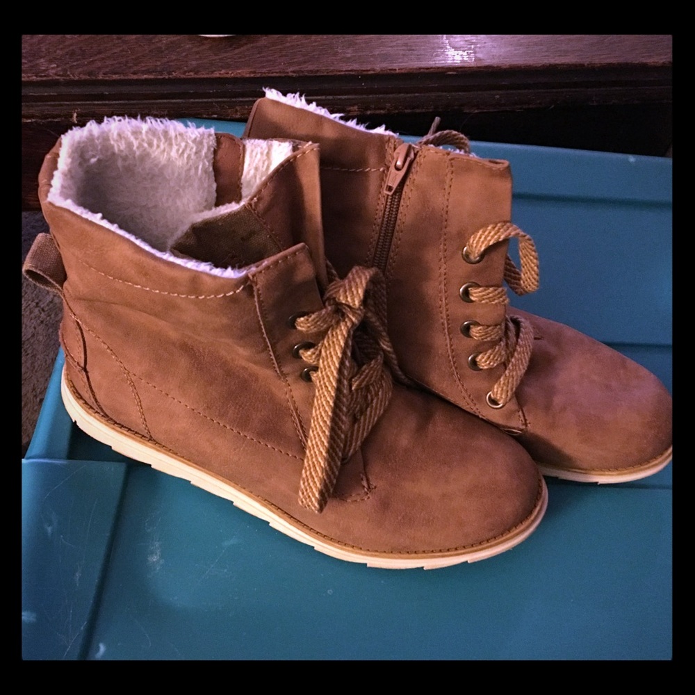 Moto boots